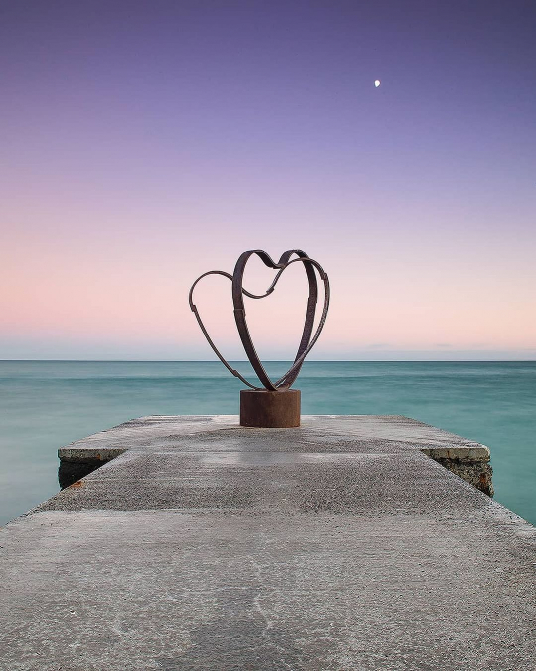 Скульптури, АРТ об'єкти - INSIDE-UA