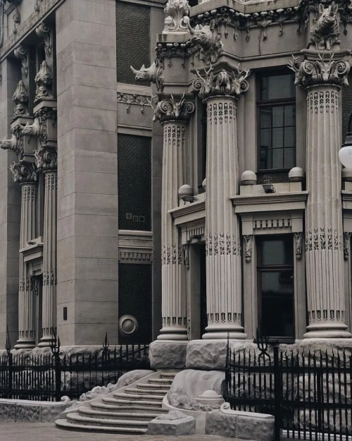 Будинок з химерами - Цікаві будинки, Київська область, Київ