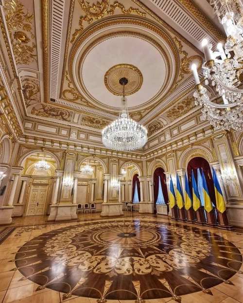 Маріїнський палац Україна | Автор фотографії - svitlana_yusupova