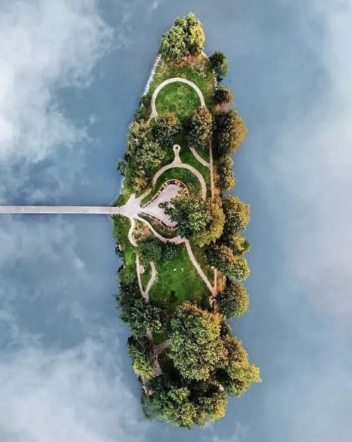 Острів кохання - Острови, коси, Івано-Франківська область, Івано-Франківськ