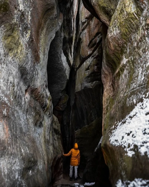 Скелі Довбуша - Скелі, каньйони, Івано-Франківська область, Бубнище