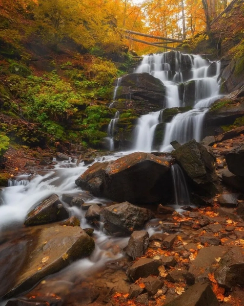 Водоспад Шипіт - Водоспади, Закарпатська область, Пилипець