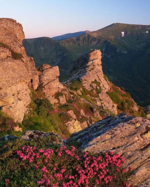 Гора Вухатий Камінь - Гори, , 