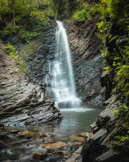 Водоспад Женецький Гук - Водоспади, Івано-Франківська область, Татарів